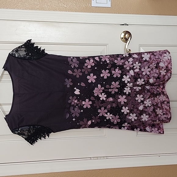 Dress - Picture 5 of 6